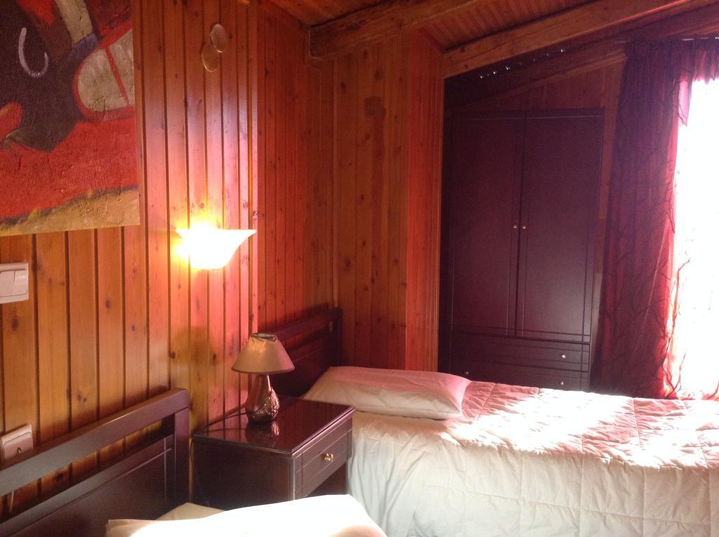 Hotel Lefas Delphi Buitenkant foto