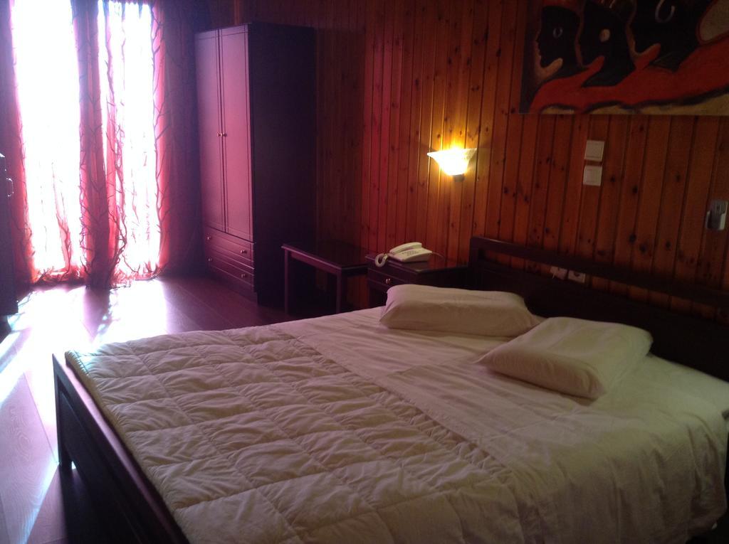 Hotel Lefas Delphi Buitenkant foto