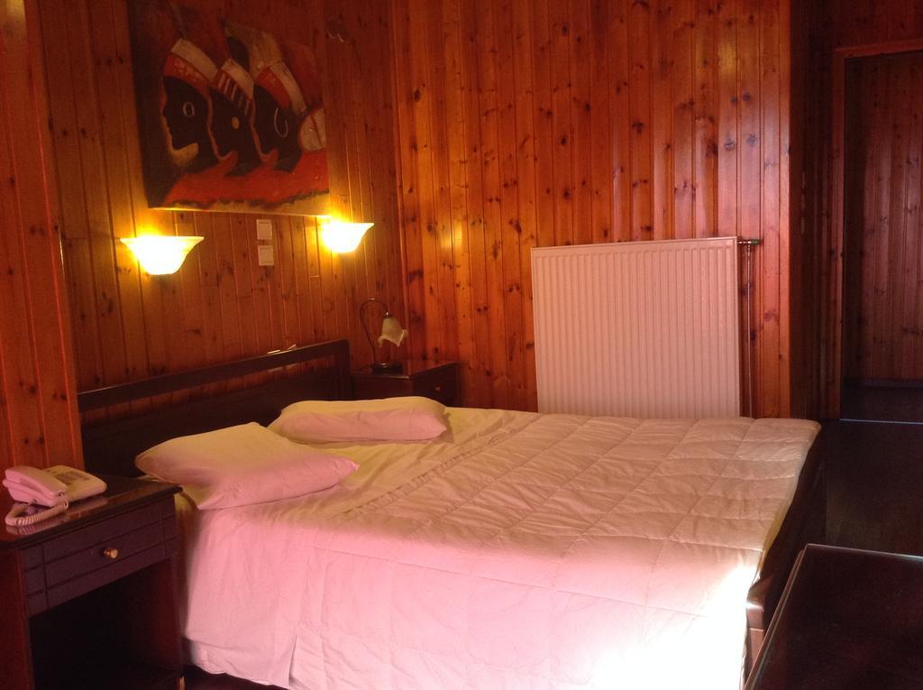 Hotel Lefas Delphi Buitenkant foto
